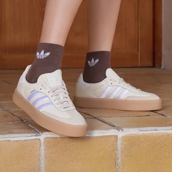 adidas Originals Sambae
Women's/Shoes/Casual Sneakers/Casual Soccer Sneakers - Picture 1 of 7